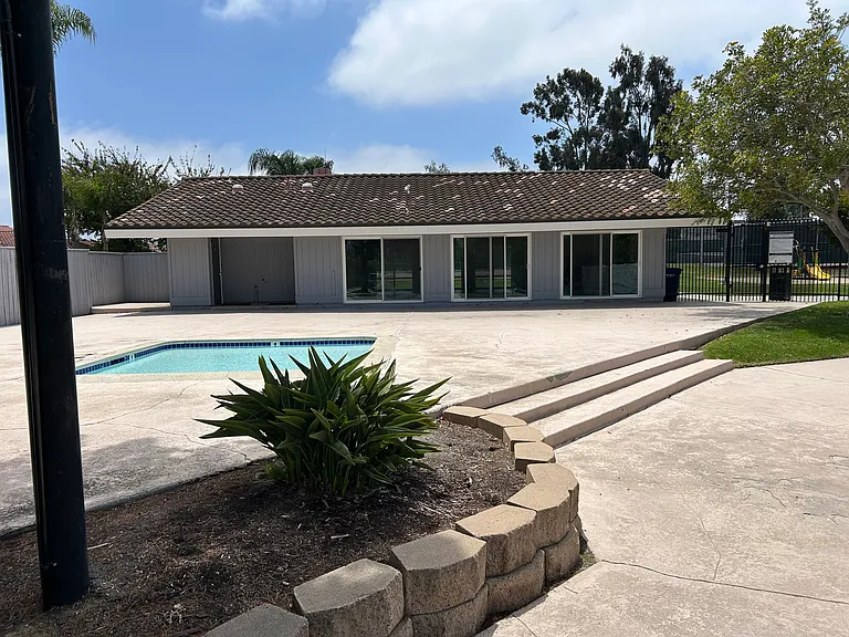 1917 Shady Acre Cir — Photo 19