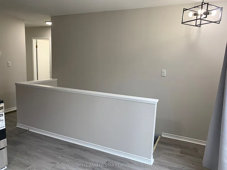 27 Steele St — Photo 20