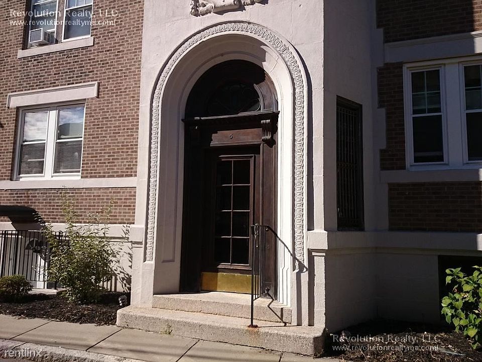 landlord_building_photo_8939349_1
