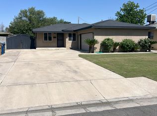 1024 Chapel Dr, Bakersfield, CA 93304