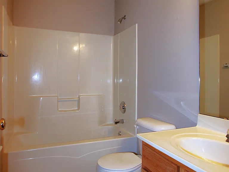 307 Columbia Dr — Photo 10