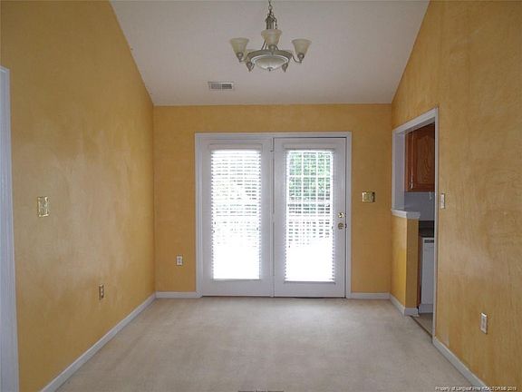 3rd image of 178 Colonial Hills Dr