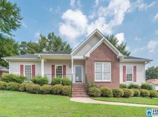 125 Cambridge Ln, Alabaster, AL 35007