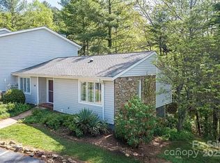 44 Hollybrook Dr, Asheville, NC 28803