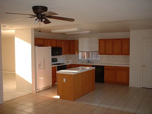 4th image of 773 Harlequin Ct