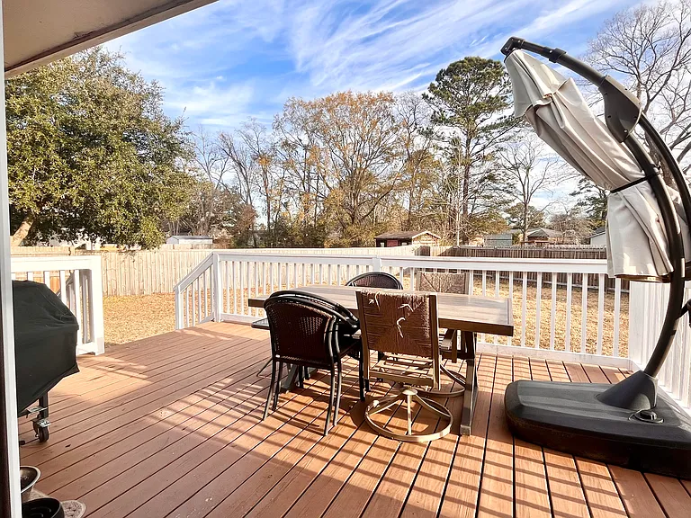 1314 White Dr — Photo 11