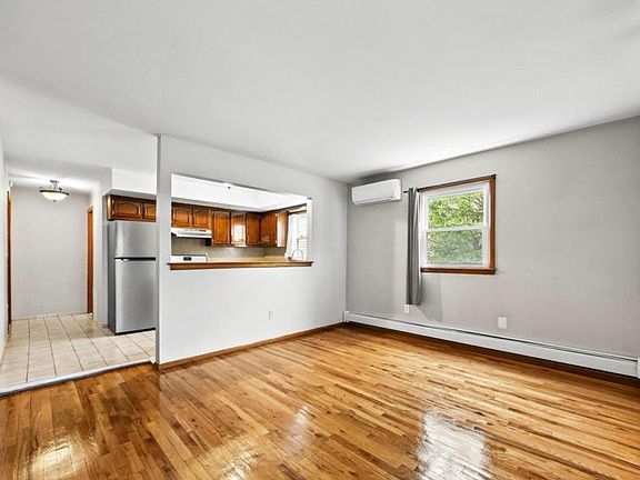 3rd image of 166 Sinclair Ave #1F