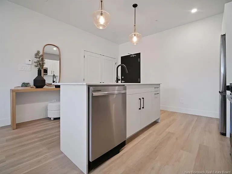 1333 Main St #305 — Photo 7