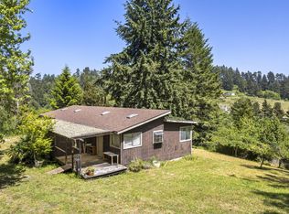6108 Rohnerville Rd, Hydesville, CA 95547
