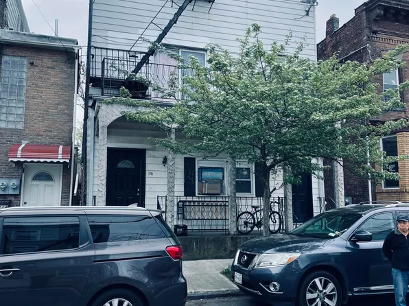 116 Saint Marys Ave, Staten Island, NY 10305