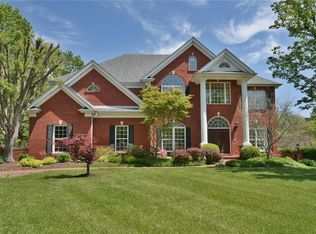 3 Longrove Ln, Saint Louis, MO