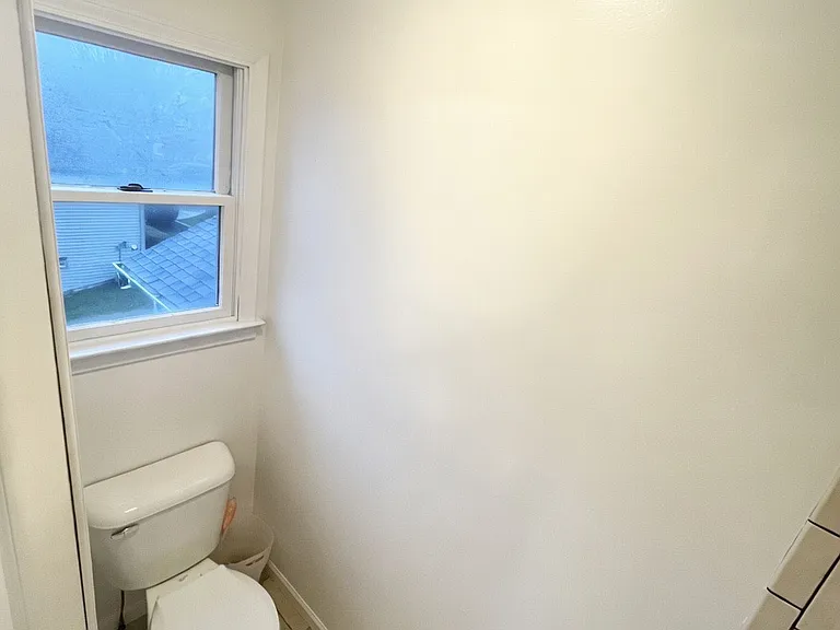 8303 Old Hbr — Photo 31