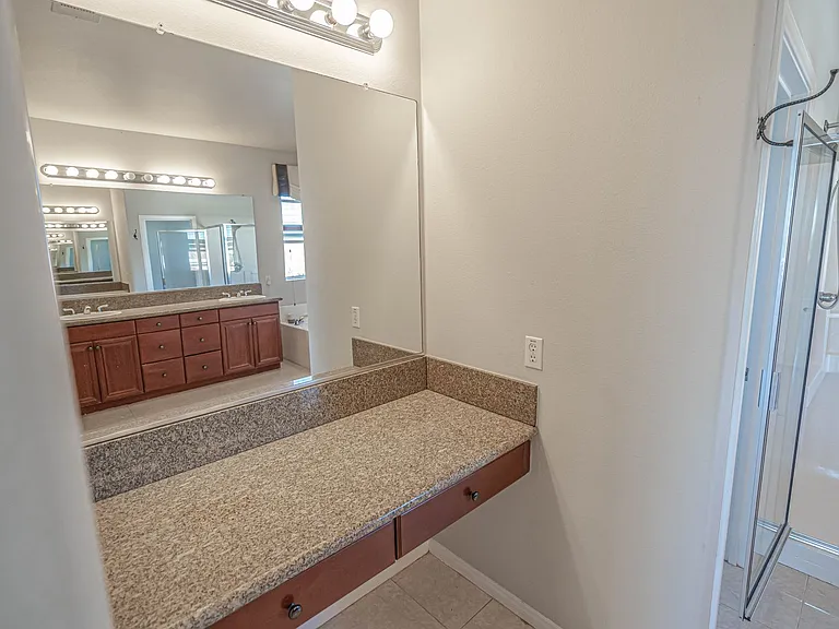 41032 Woodshire Dr — Photo 21
