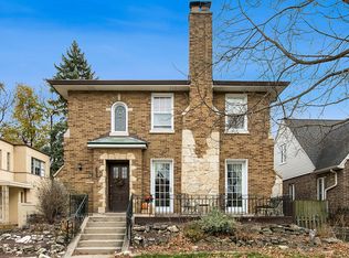 690 Selborne Rd, Riverside, IL 60546