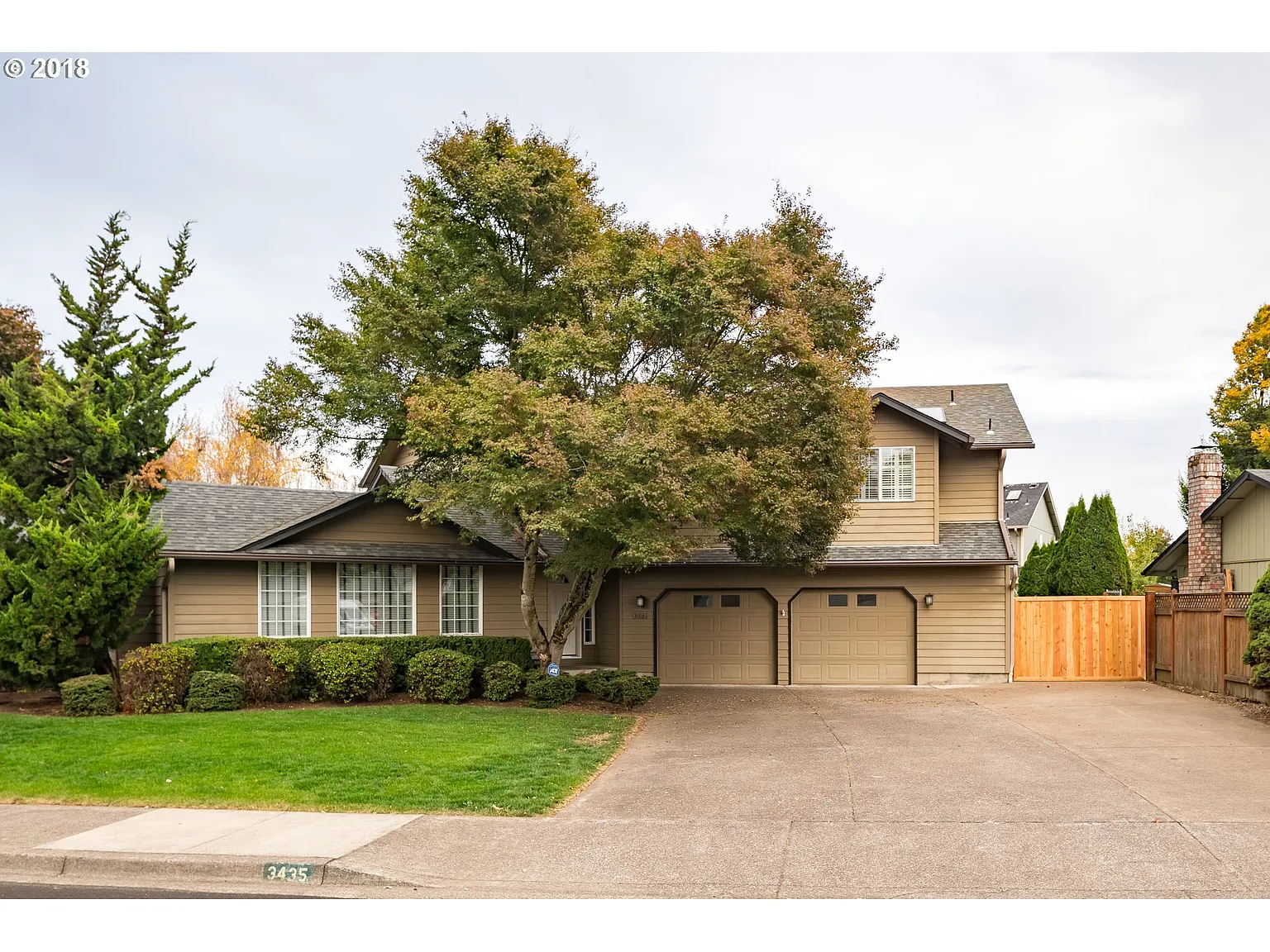 3435 Honeywood St photo 1