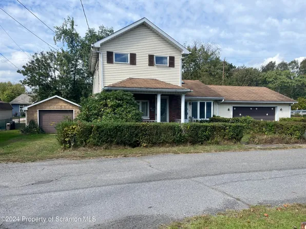 134 Lampman St, Avoca, PA 18641