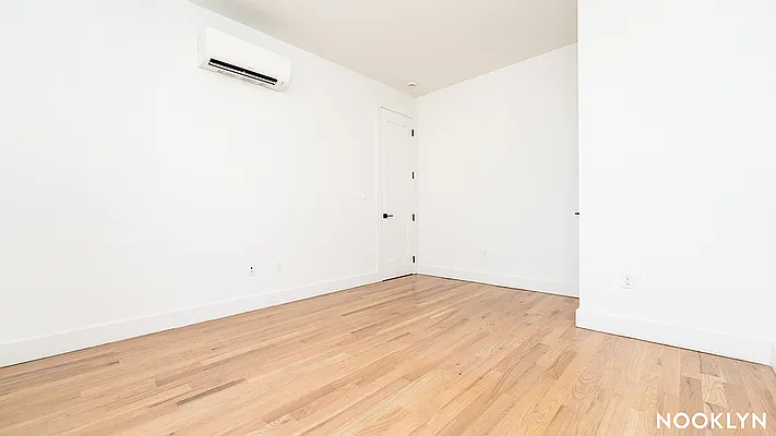 Rented by Nooklyn NYC LLC | media 16
