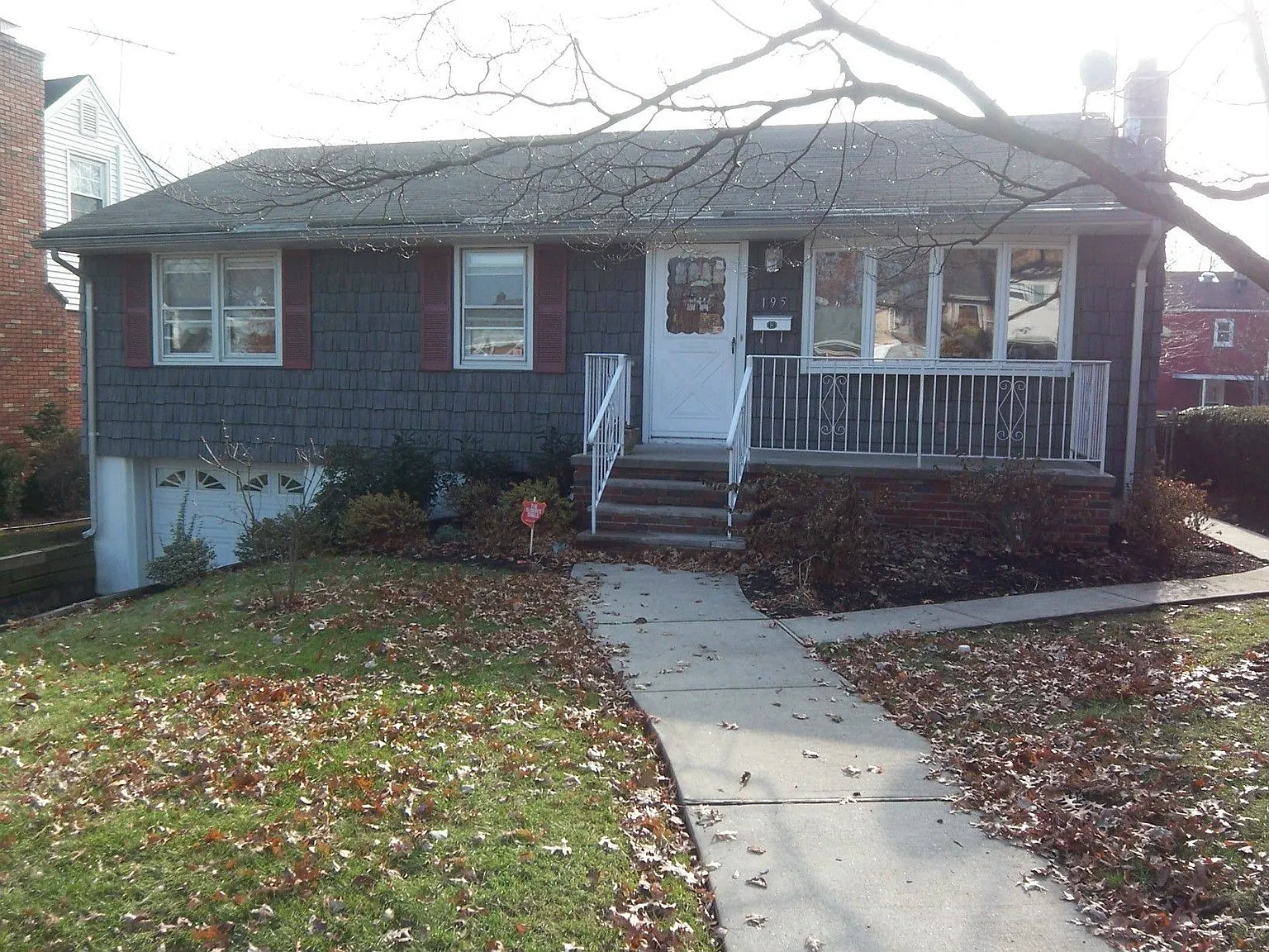 195 Florence Ave photo 1