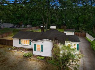 216 Old Post Rd, North Attleboro, MA 02760