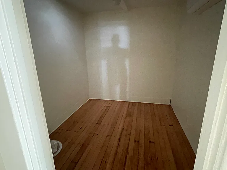 643 Grant St #A — Photo 8