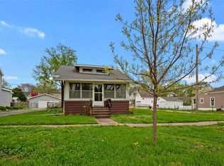 1319 11th St, Marion, IA 52302
