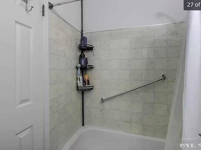 3025 Kings Row — Photo 14