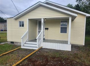 704 Factory St, Suffolk, VA 23434