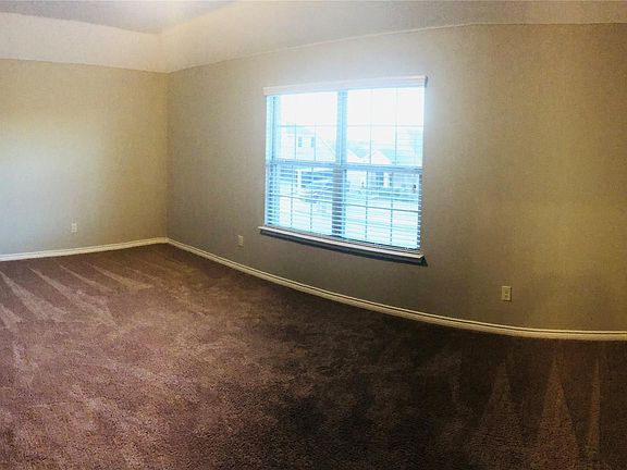 5th image of 2113 Serenity Ave