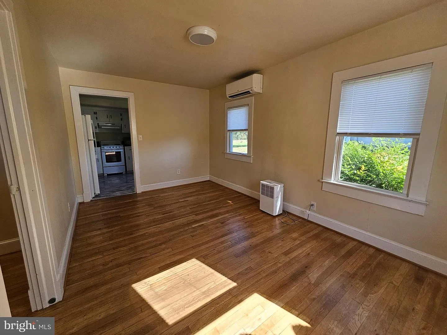1 bed, 418 sqft, $1,300 — Photo 4