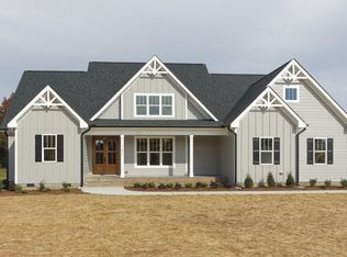 742 River Rd, Fuquay Varina, NC 27526