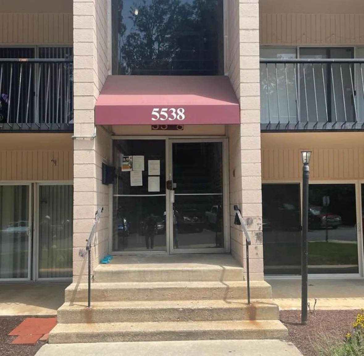 1 bed, 738 sqft, $1,375 — Photo 1