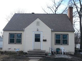 1513 7th Ave, Sterling, IL 61081