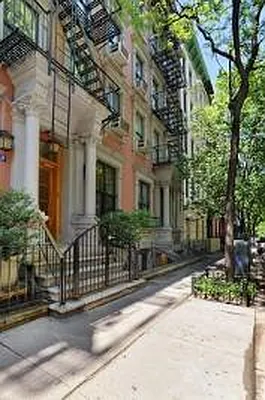 Sold by Corcoran | media 7