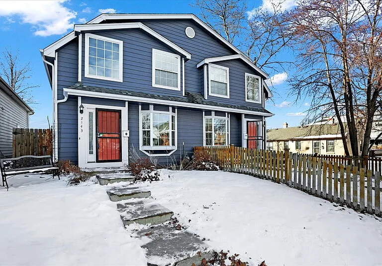 2143 S Grant St — Photo 2