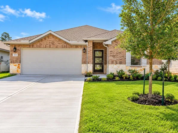 1539 King Ranch Rd, Conroe, TX 77301