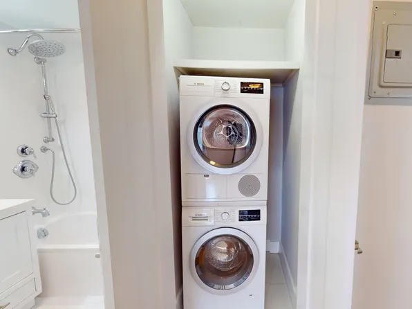 50 West 97th Street image 4 of 11