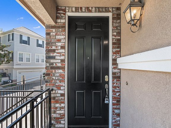 5th image of 23420 Waterway Ln Unit 11
