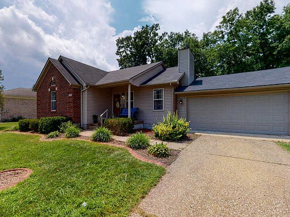 2nd image of 281 River Oaks Dr