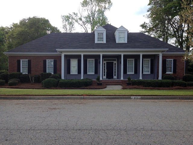 1st image of 853 Park Chase Dr