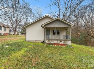 500 3rd St, Stanley, NC 28164