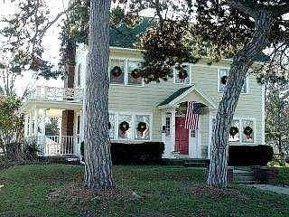 1st image of 342 E Indiana Ave
