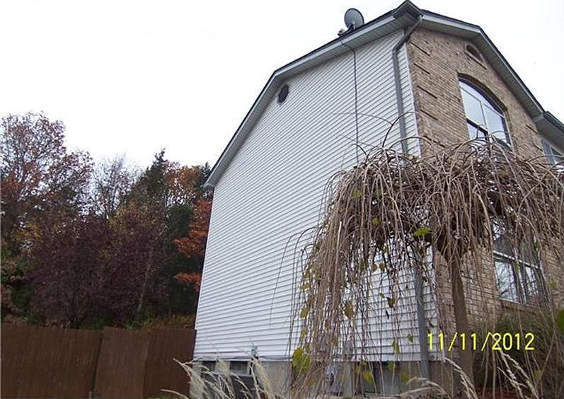 2nd image of 1520 Prehistoric Hill Dr