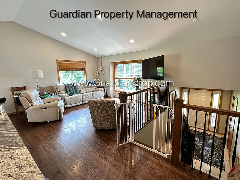 8841 Garland Ln N — Photo 6