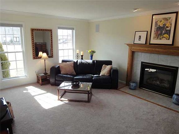 4th image of 3761 Colin Ct