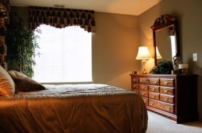 Large Bedroom