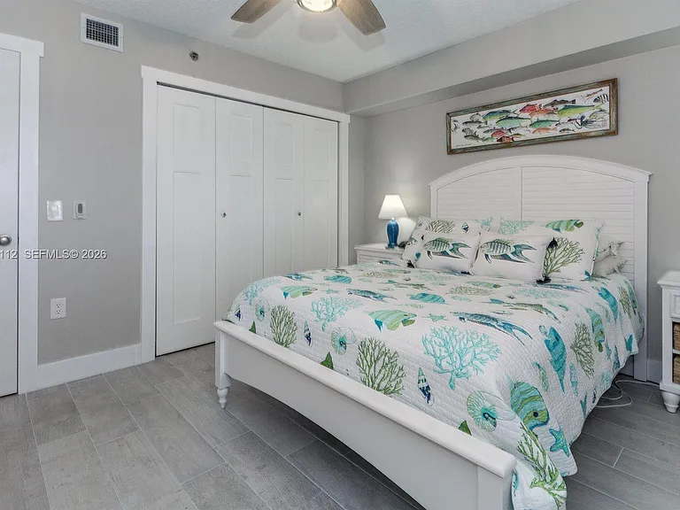 101 S Seas Dr #502 — Photo 33