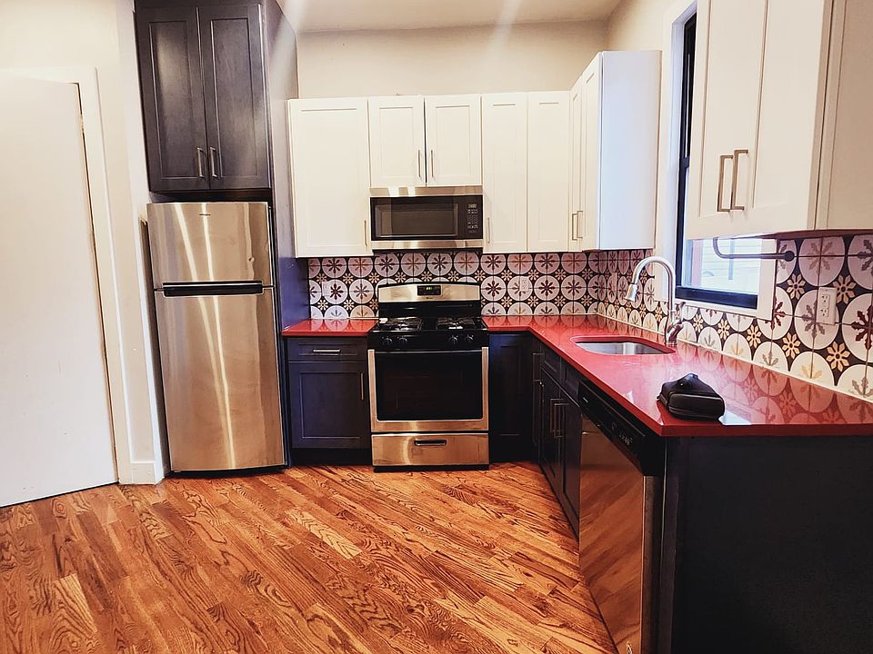 1st image of 739 Garfield Ave #1C
