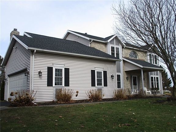 2nd image of 12 Lorric Ln