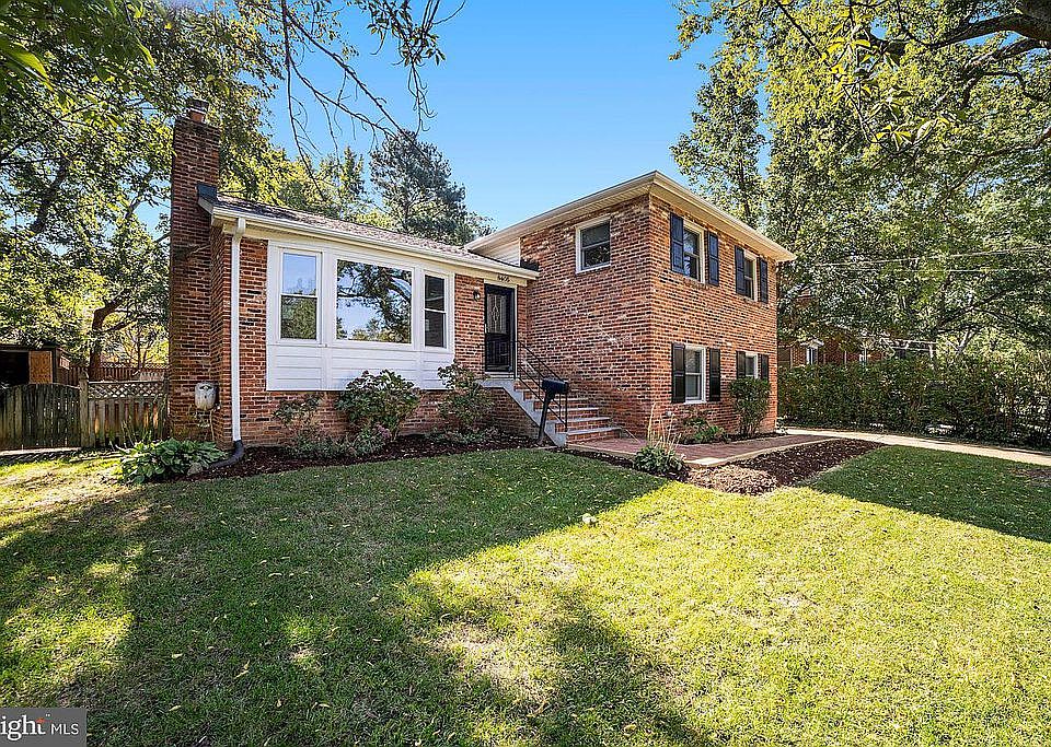 1st image of 8405 Morey Ln