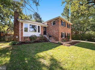 8405 Morey Ln, Alexandria, VA 22308